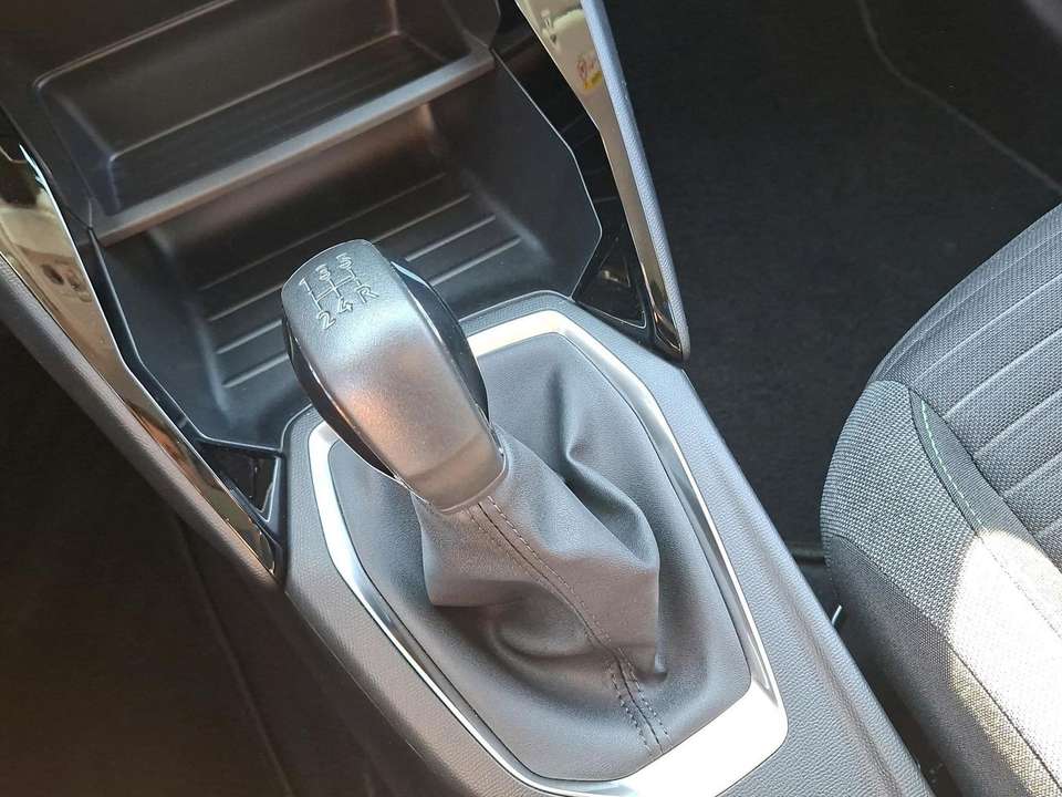Peugeot 208 - Imagem 11