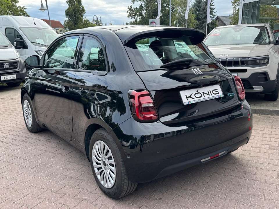 Fiat 500e - Imagem 4