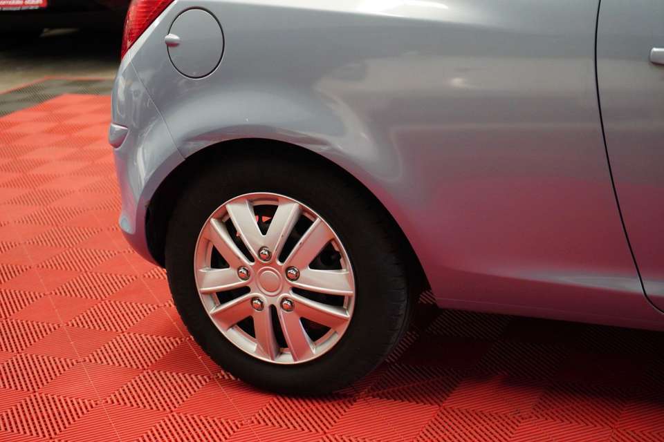 Opel Corsa - Imagem 6