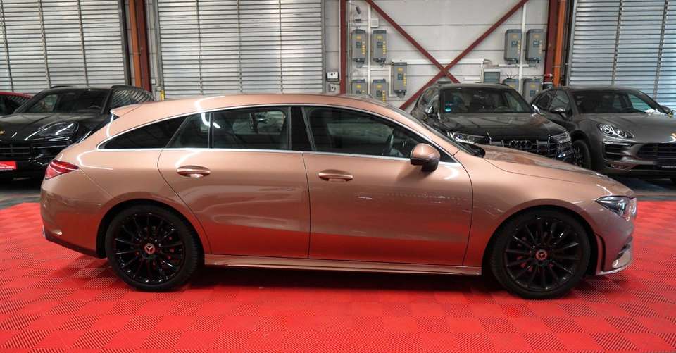 Mercedes-Benz CLA 180 - Imagem 4