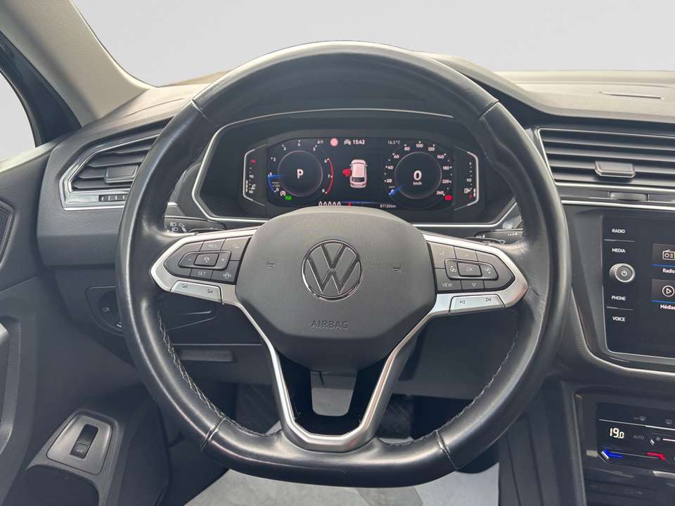 Volkswagen Tiguan Allspace - Imagem 12