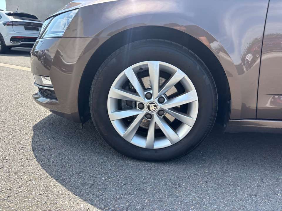 Skoda Octavia - Imagem 16