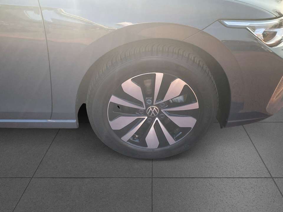 Volkswagen Golf - Imagem 7