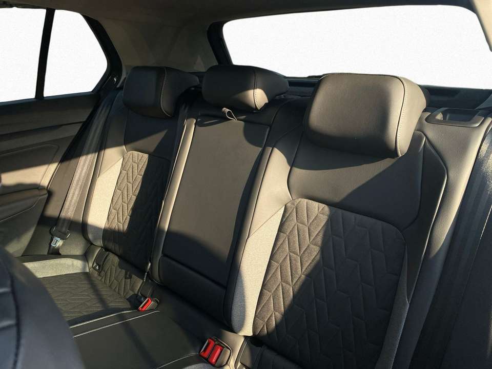 Volkswagen Golf - Imagem 12