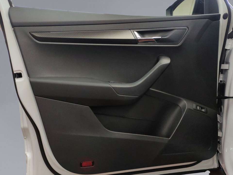 Skoda Karoq - Imagem 8