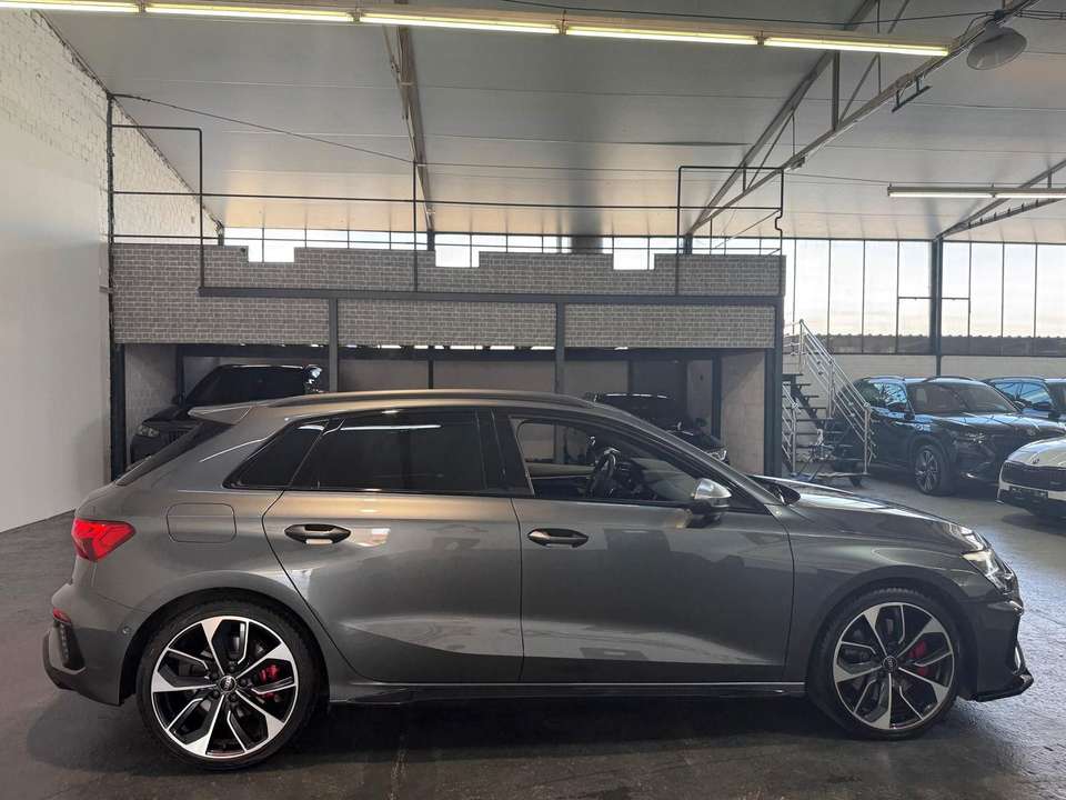 Audi S3 - Imagem 10