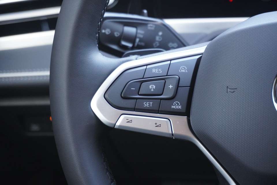 Volkswagen Passat Variant - Imagem 12
