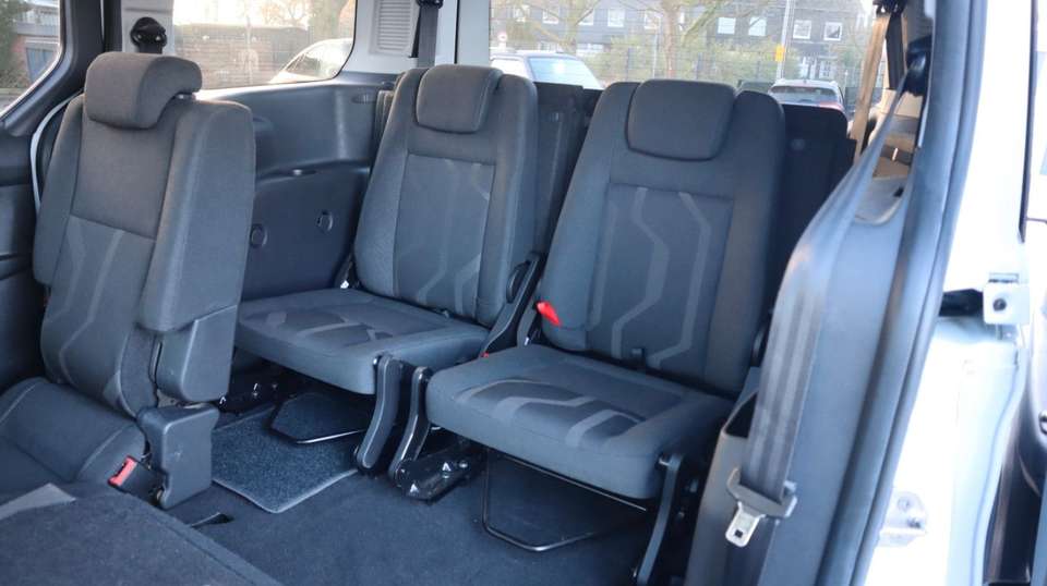 Ford Tourneo Connect - Imagem 15