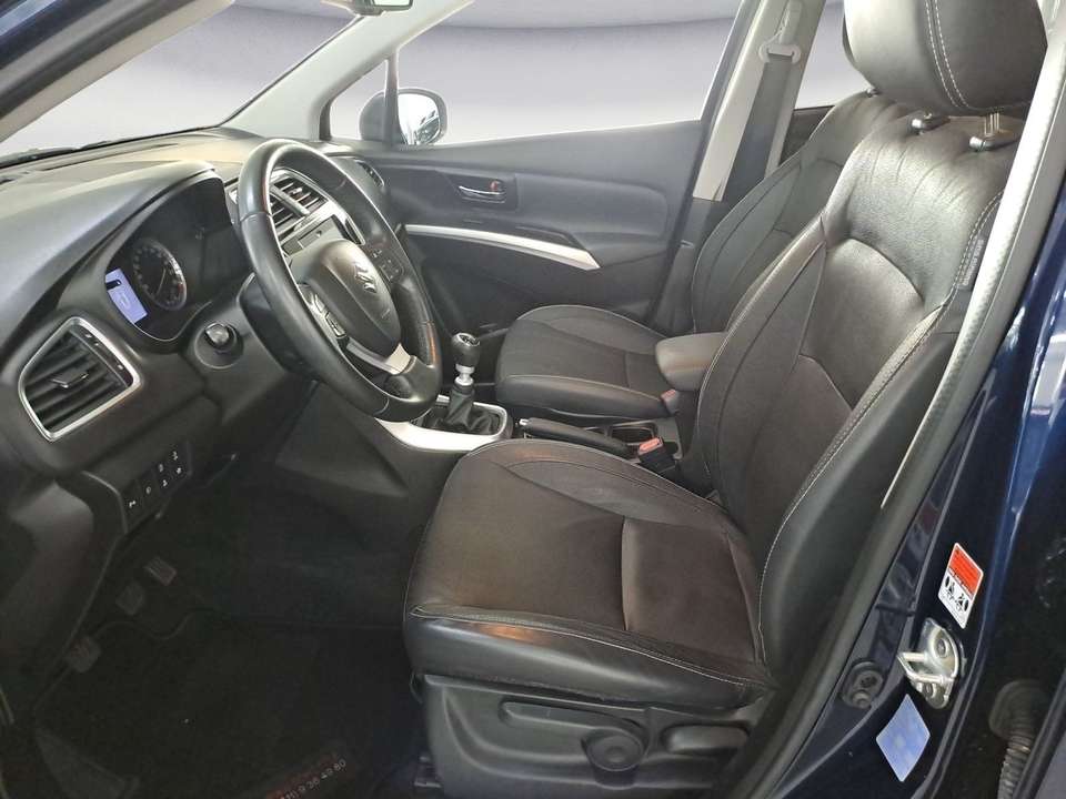 Suzuki SX4 - Imagem 8