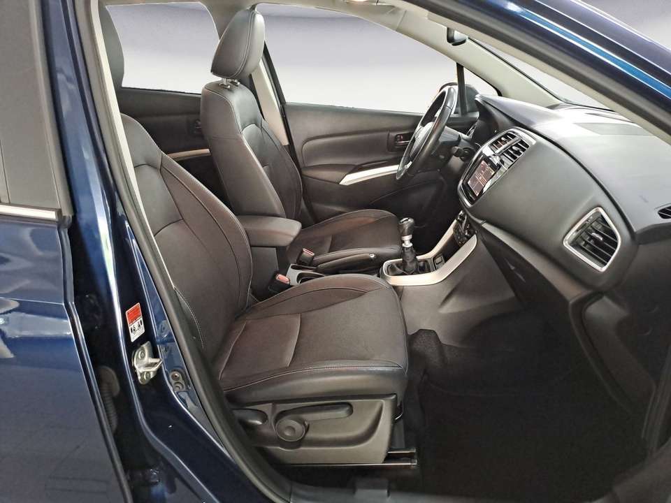Suzuki SX4 - Imagem 9