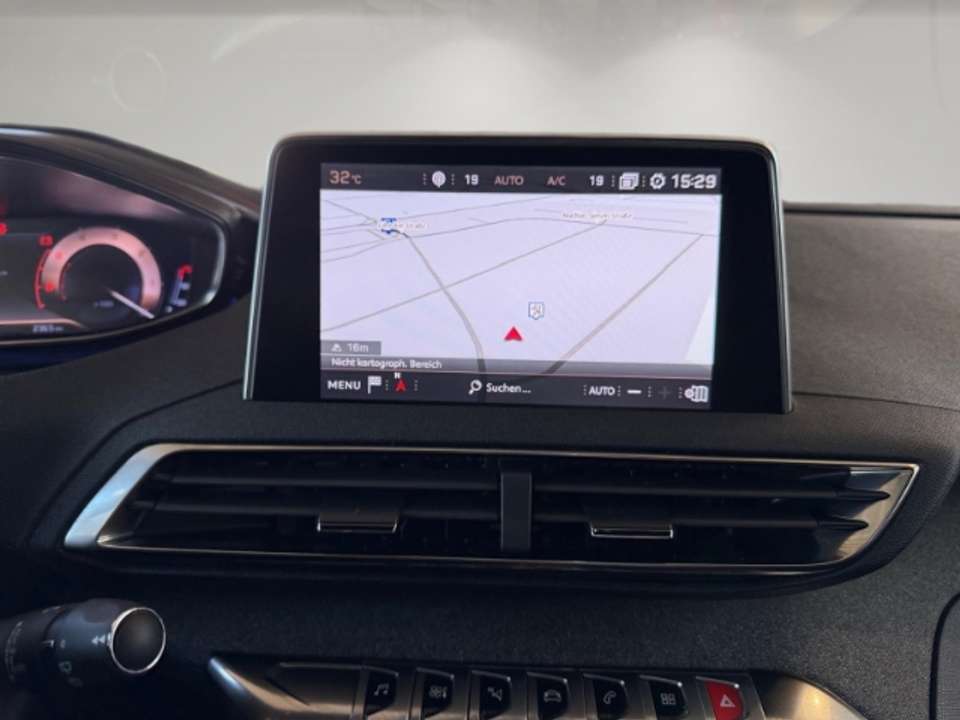 Peugeot 3008 - Imagem 9