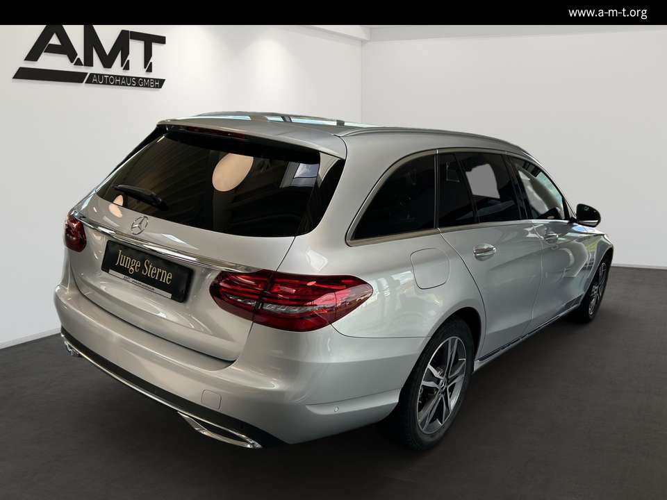 Mercedes-Benz C 220 - Imagem 3