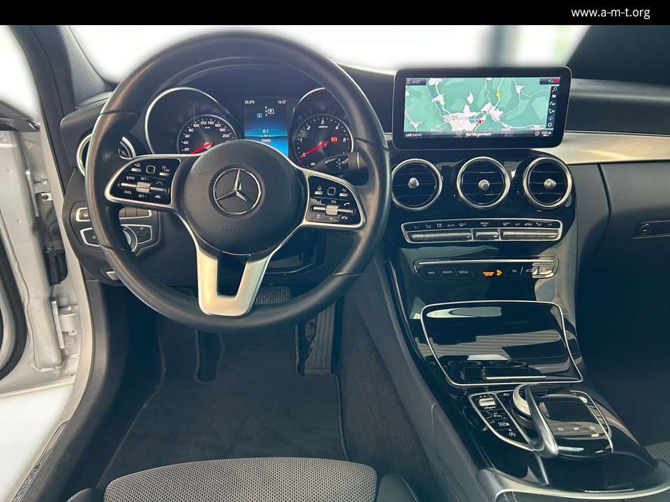 Mercedes-Benz C 220 - Imagem 10