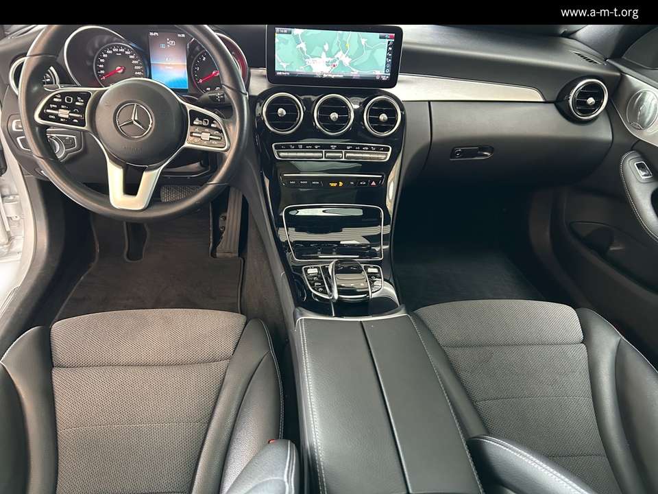 Mercedes-Benz C 220 - Imagem 11