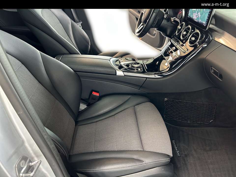 Mercedes-Benz C 220 - Imagem 14