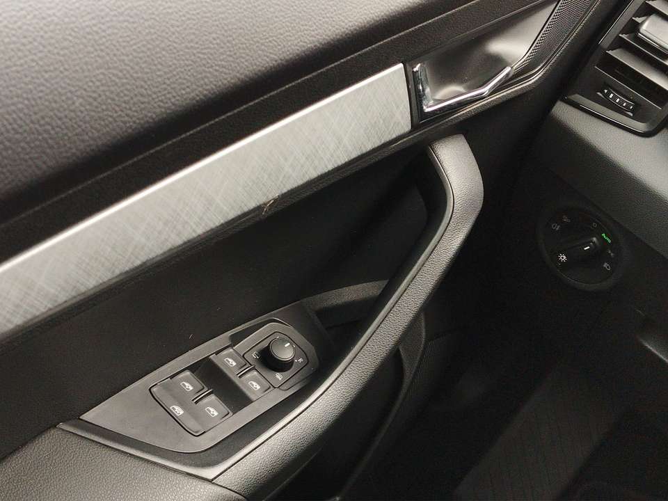 Skoda Karoq - Imagem 12
