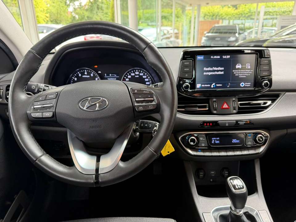 Car picture 8