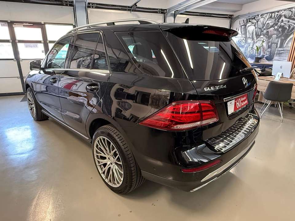 Mercedes-Benz GLE 350 - Imagem 8
