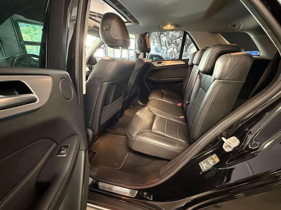 Mercedes-Benz GLE 350 - Imagem 13