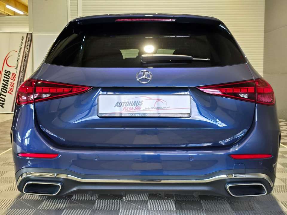 Mercedes-Benz C 200 - Imagem 5