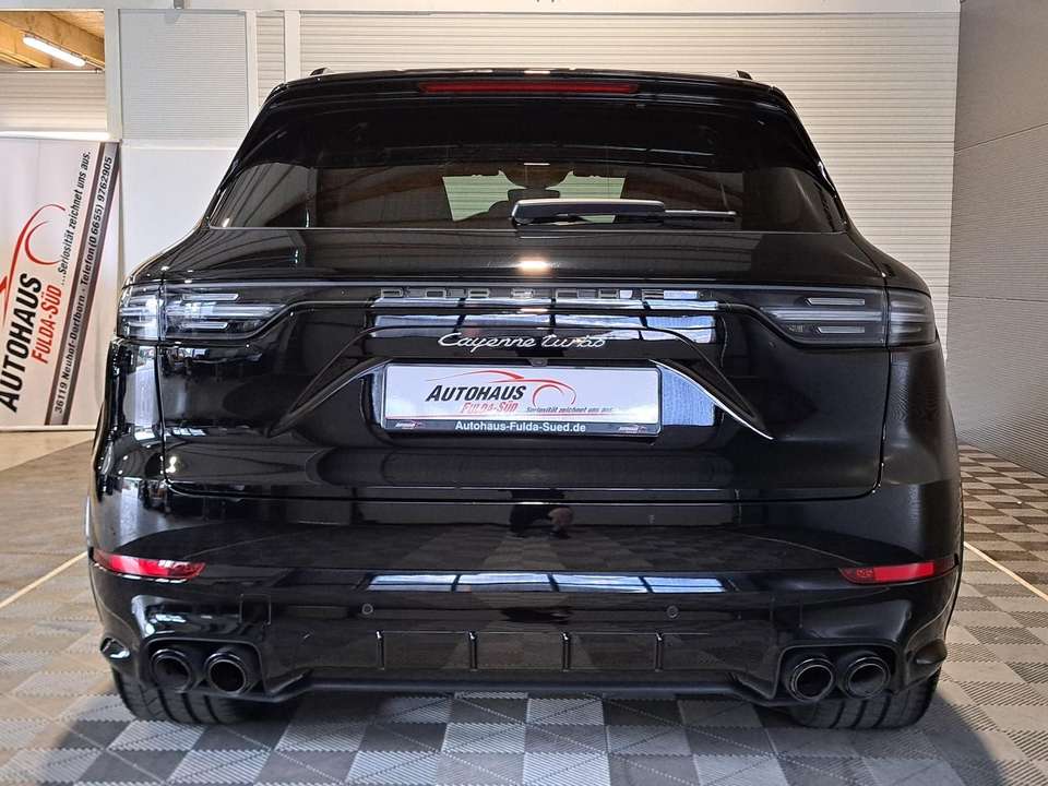 Porsche Cayenne - Imagem 8