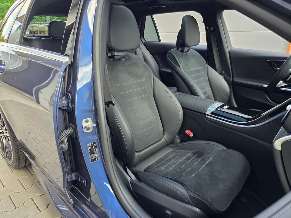 Mercedes-Benz C 200 - Imagem 12