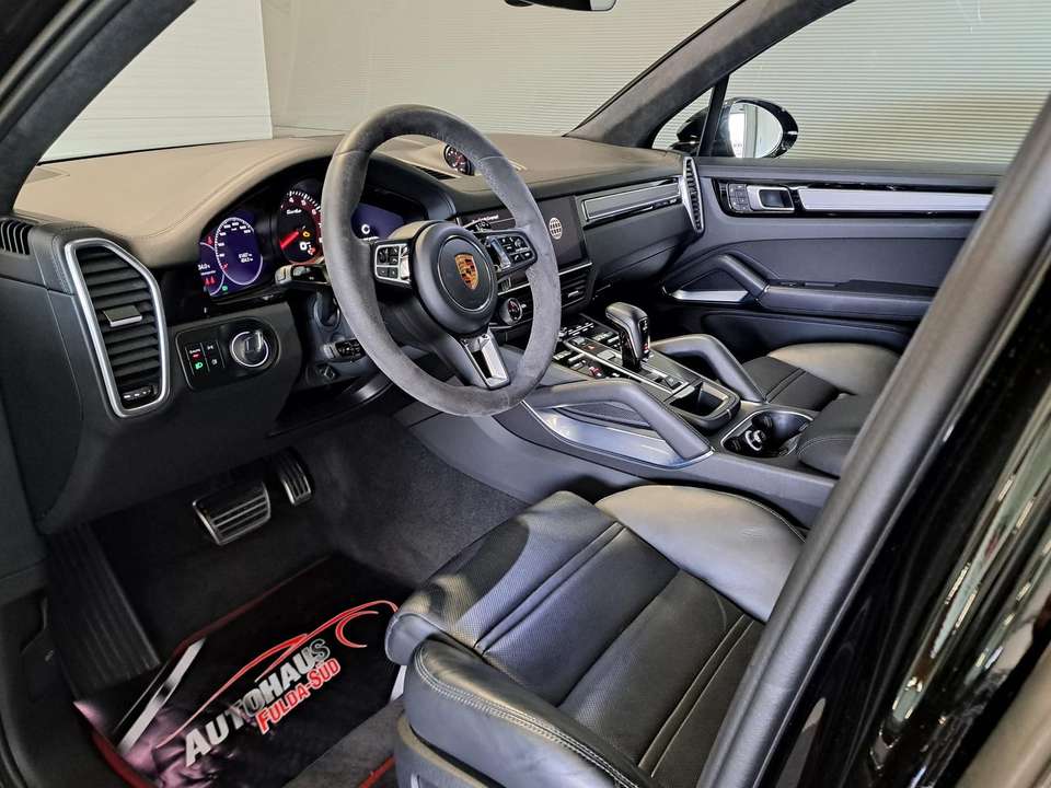 Porsche Cayenne - Imagem 11
