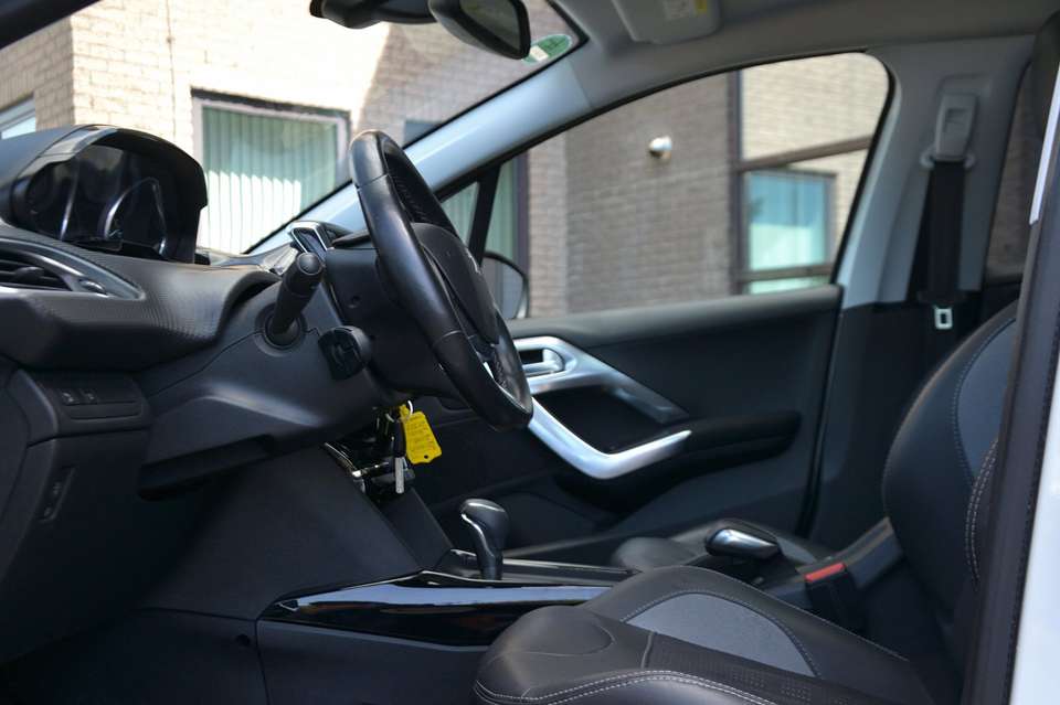 Peugeot 2008 - Imagem 8