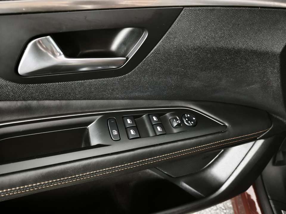 Peugeot 3008 - Imagem 18