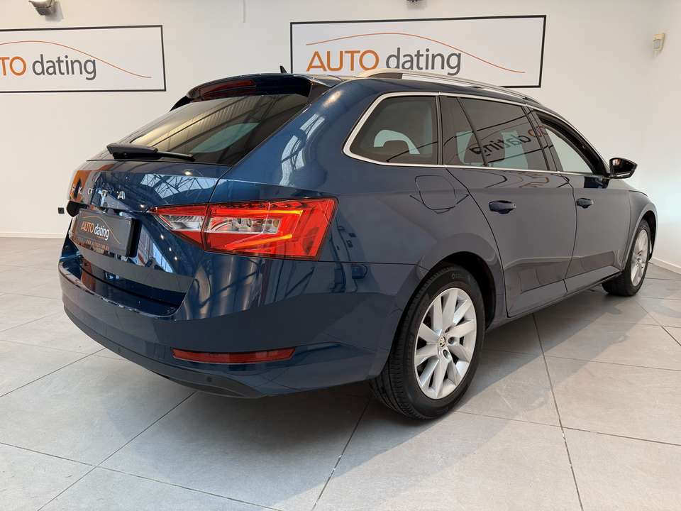 Skoda Superb - Imagem 2