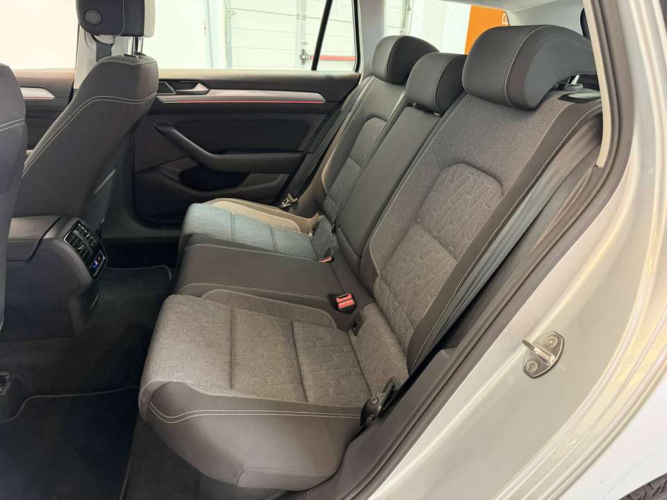 Volkswagen Passat Variant - Imagem 9