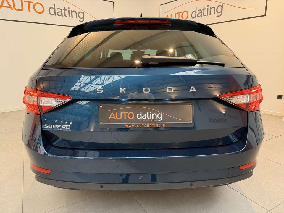 Skoda Superb - Imagem 6