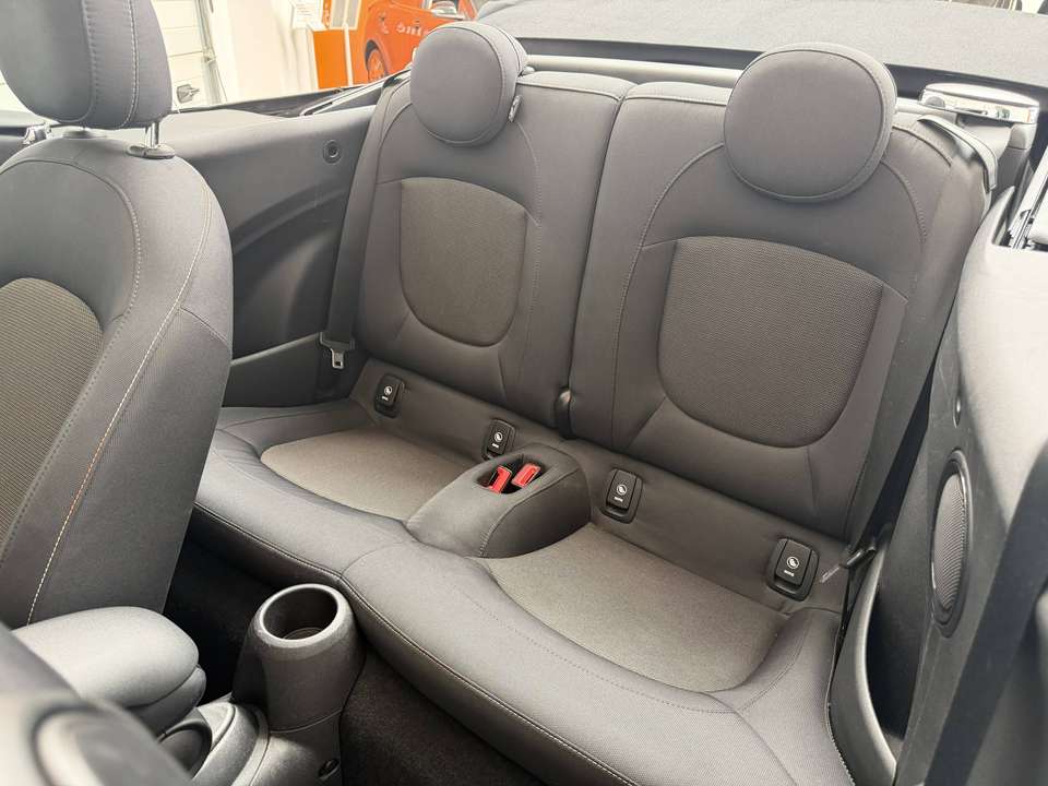 MINI Cooper Cabrio - Imagem 12