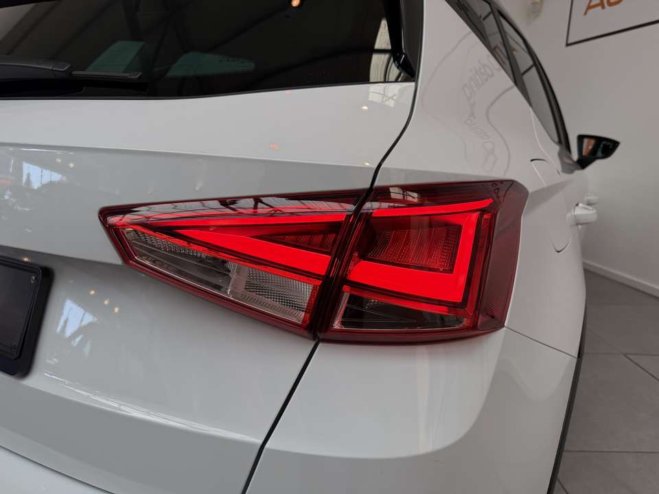 SEAT Arona - Imagem 8