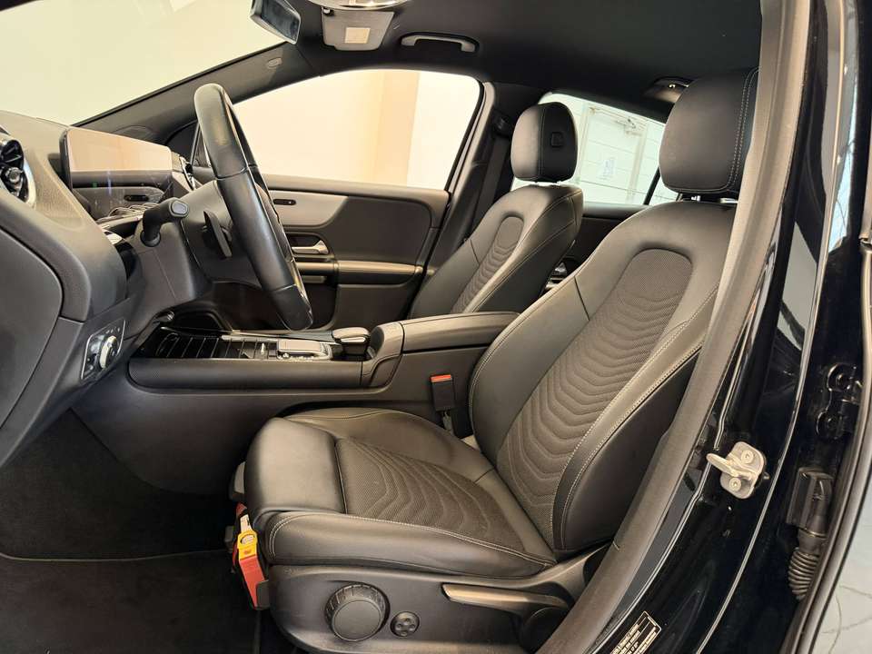 Mercedes-Benz GLA 250 - Imagem 11