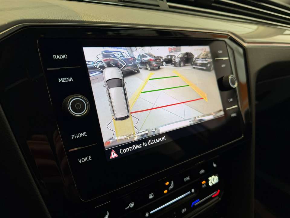 Volkswagen Passat Variant - Imagem 15