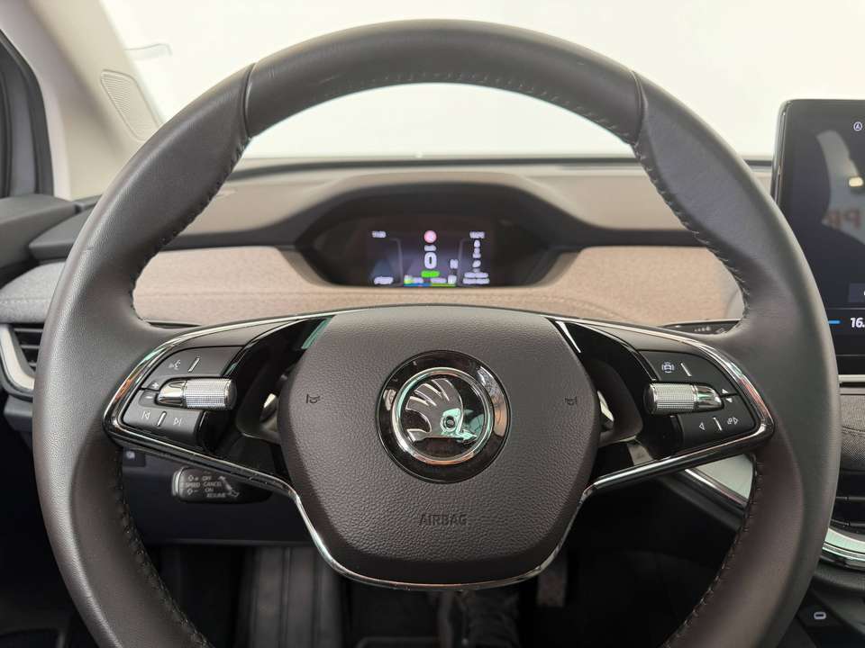 Skoda Enyaq - Imagem 12
