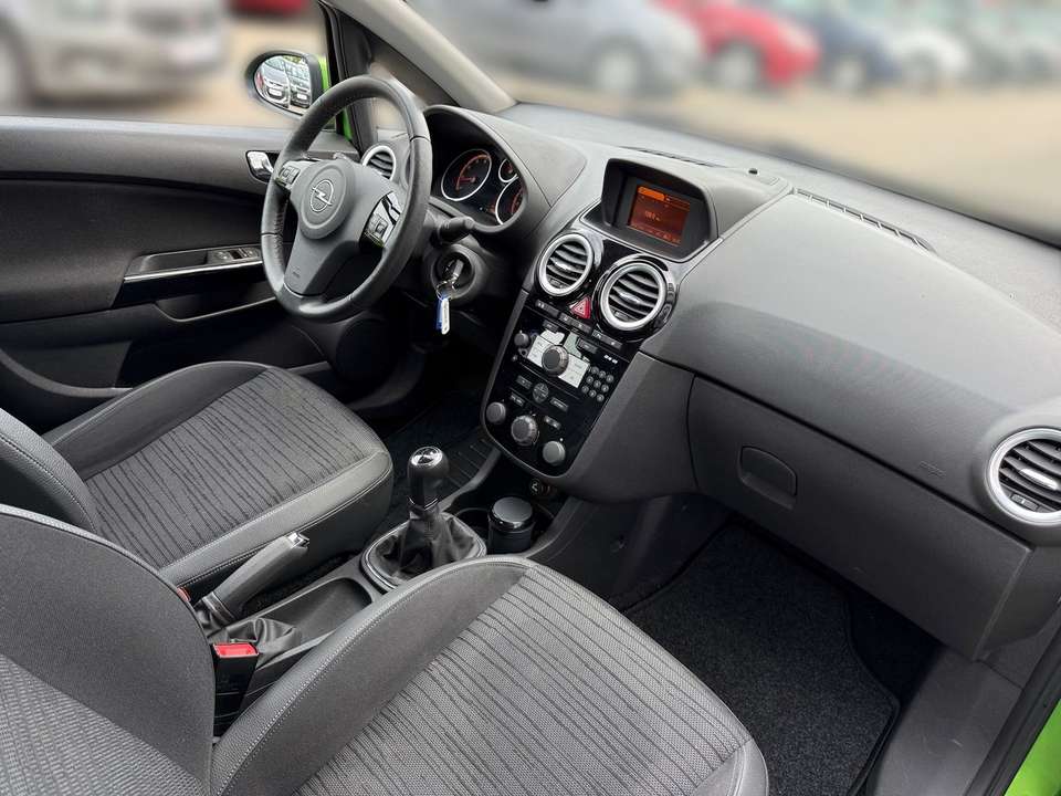 Opel Corsa - Imagem 13