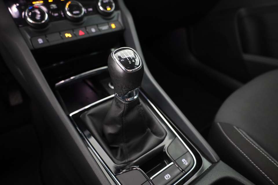 Skoda Karoq - Imagem 13