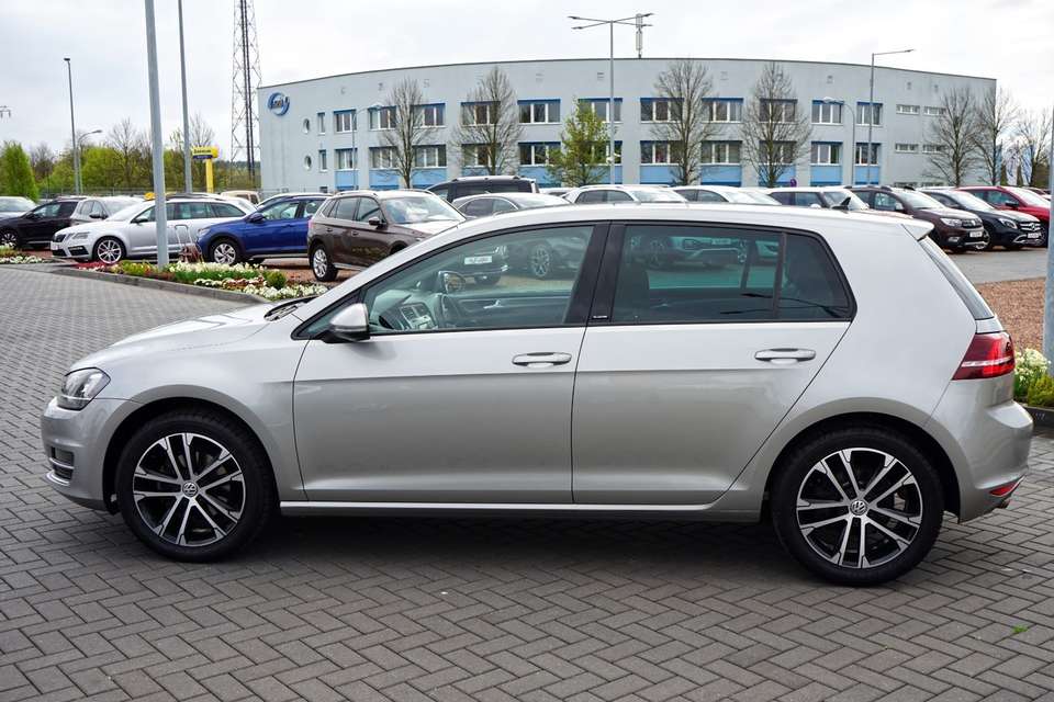 Volkswagen Golf - Imagem 3