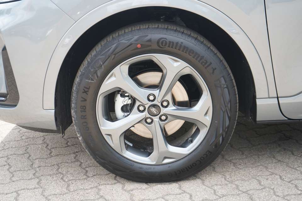 Ford Kuga - Imagem 10