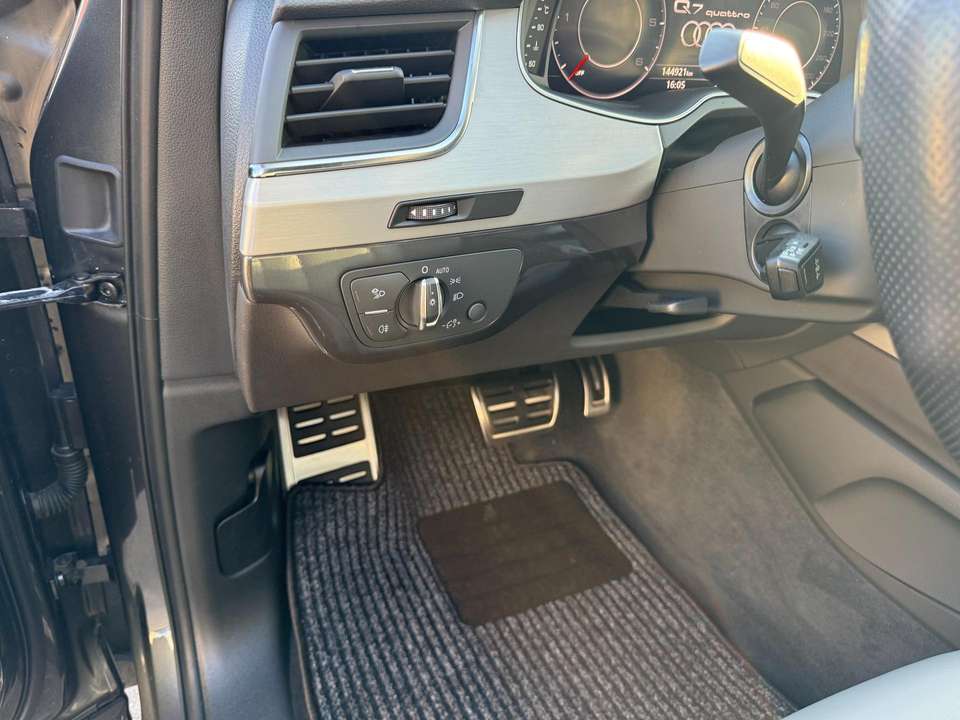 Audi Q7 - Imagem 12