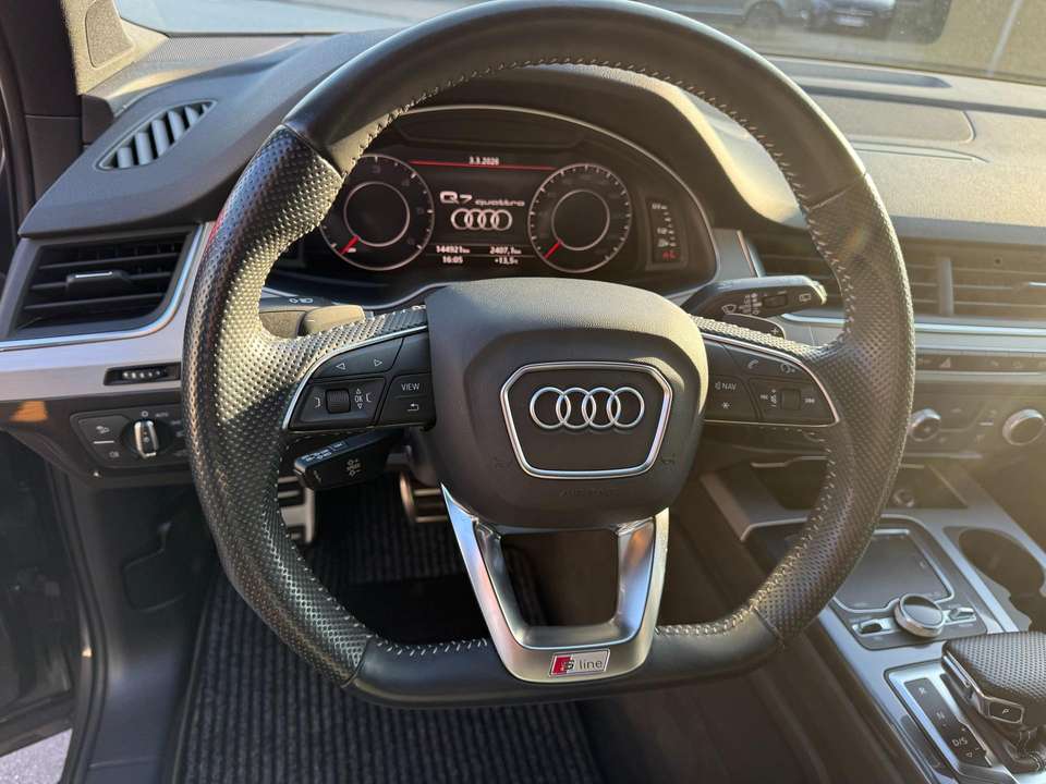Audi Q7 - Imagem 13