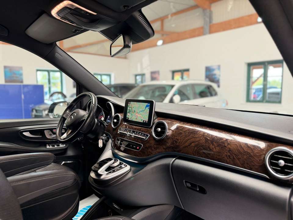 Mercedes-Benz V 250 - Imagem 7
