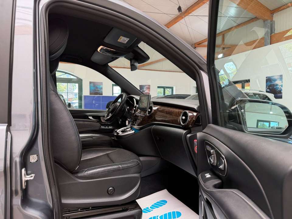 Mercedes-Benz V 250 - Imagem 8