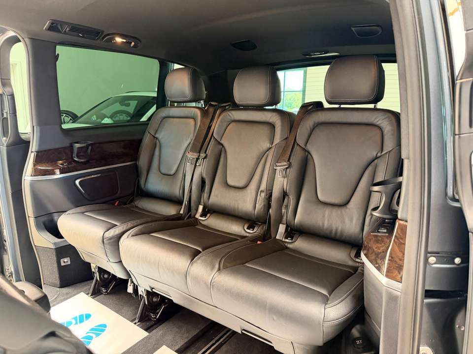Mercedes-Benz V 250 - Imagem 12