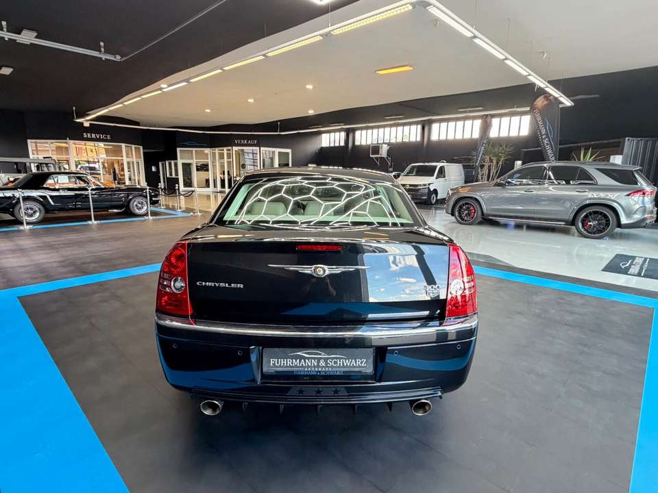 Chrysler 300C - Imagem 3