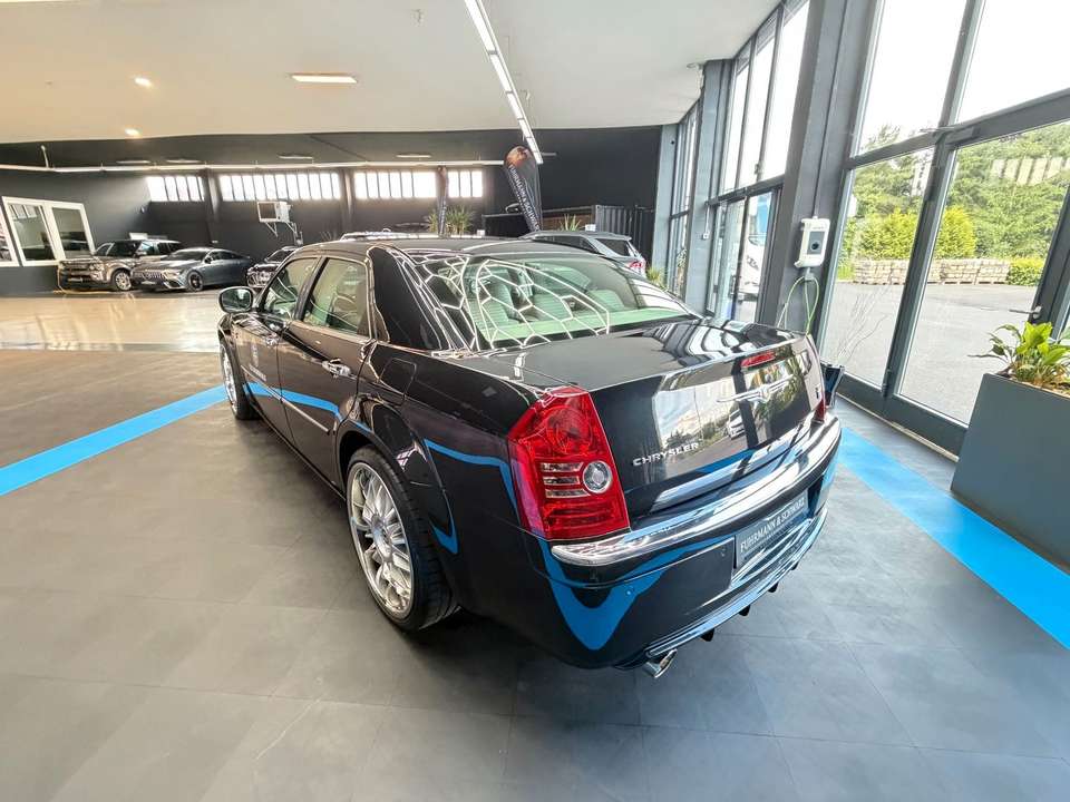 Chrysler 300C - Imagem 4