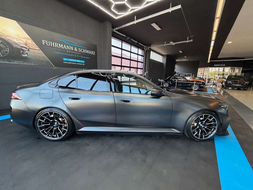 BMW M5 - Imagem 3