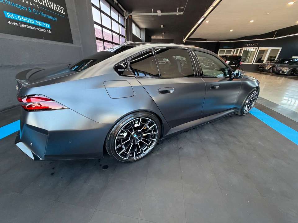 BMW M5 - Imagem 4